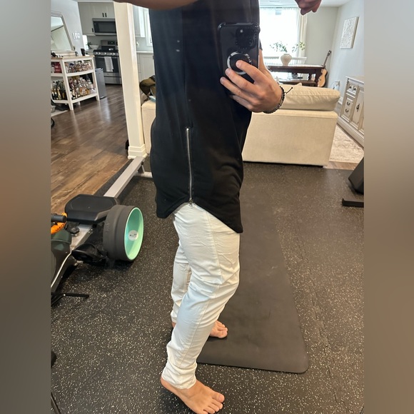 Black Longline Tee w/ side zip - Picture 4 of 4